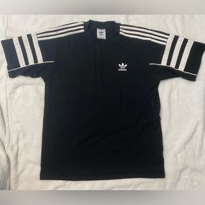 Adidas T-Shirt